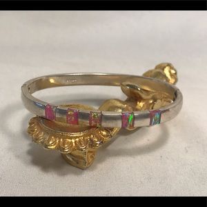 🔆 Gemstone hinged bangle